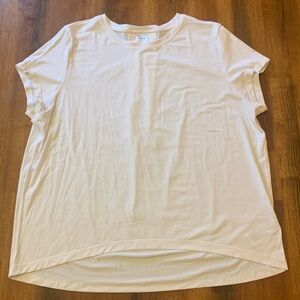 Athleta short sleeve shirt Small White high low hem detail seam sleeve soft
